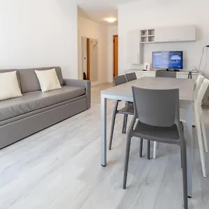 Angeli 3*, Rimini Italia