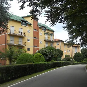 terrazza-con-vista-grande.it-lombardy.com/