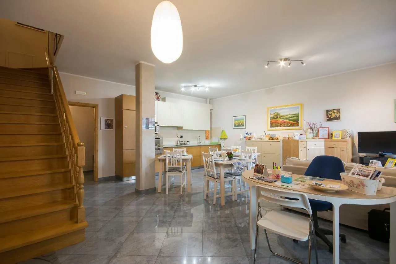 Bed & Breakfast Profumo D'Estate Agliana 0*,