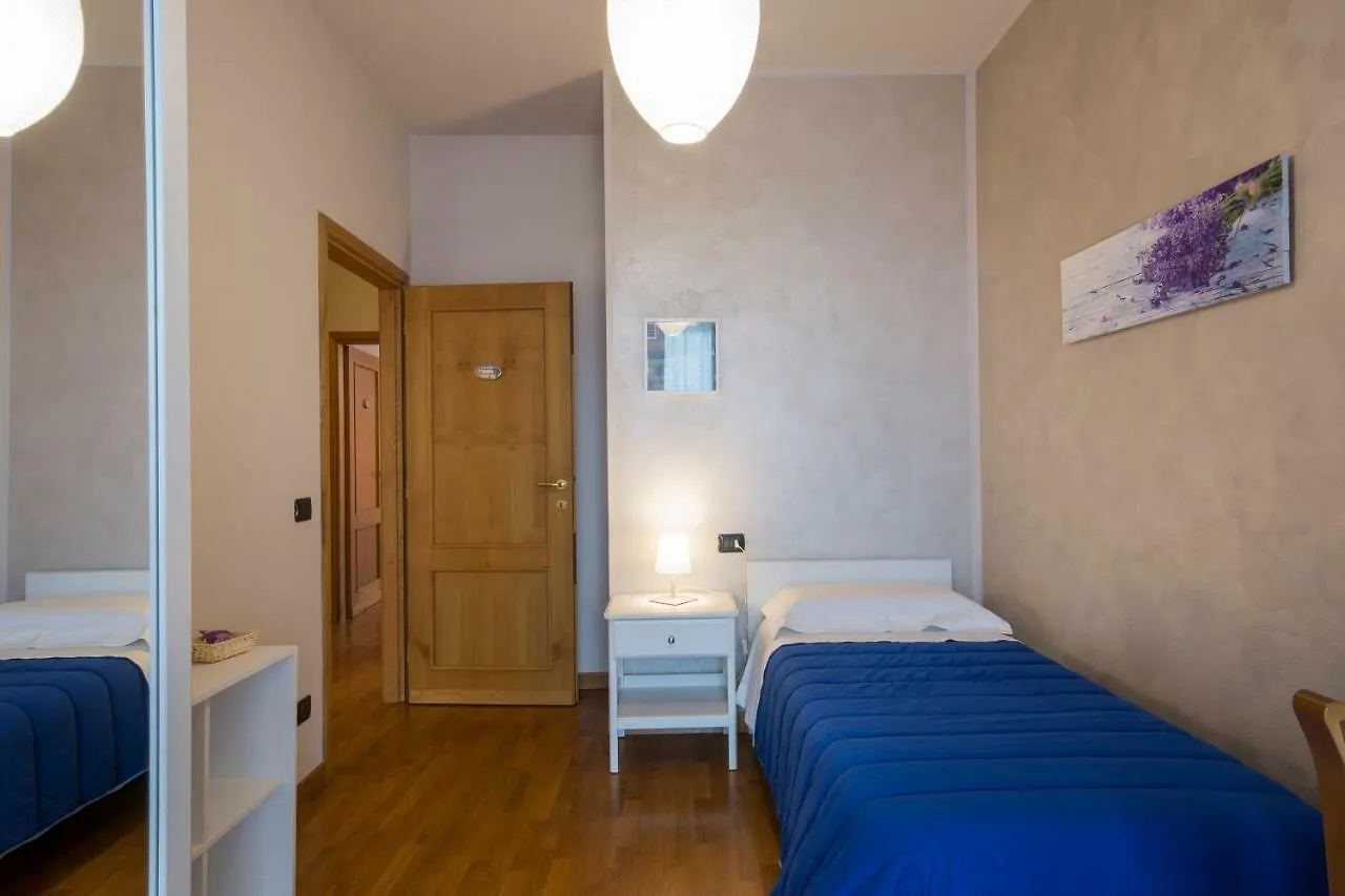 Bed & Breakfast Profumo D'Estate Agliana 0*,